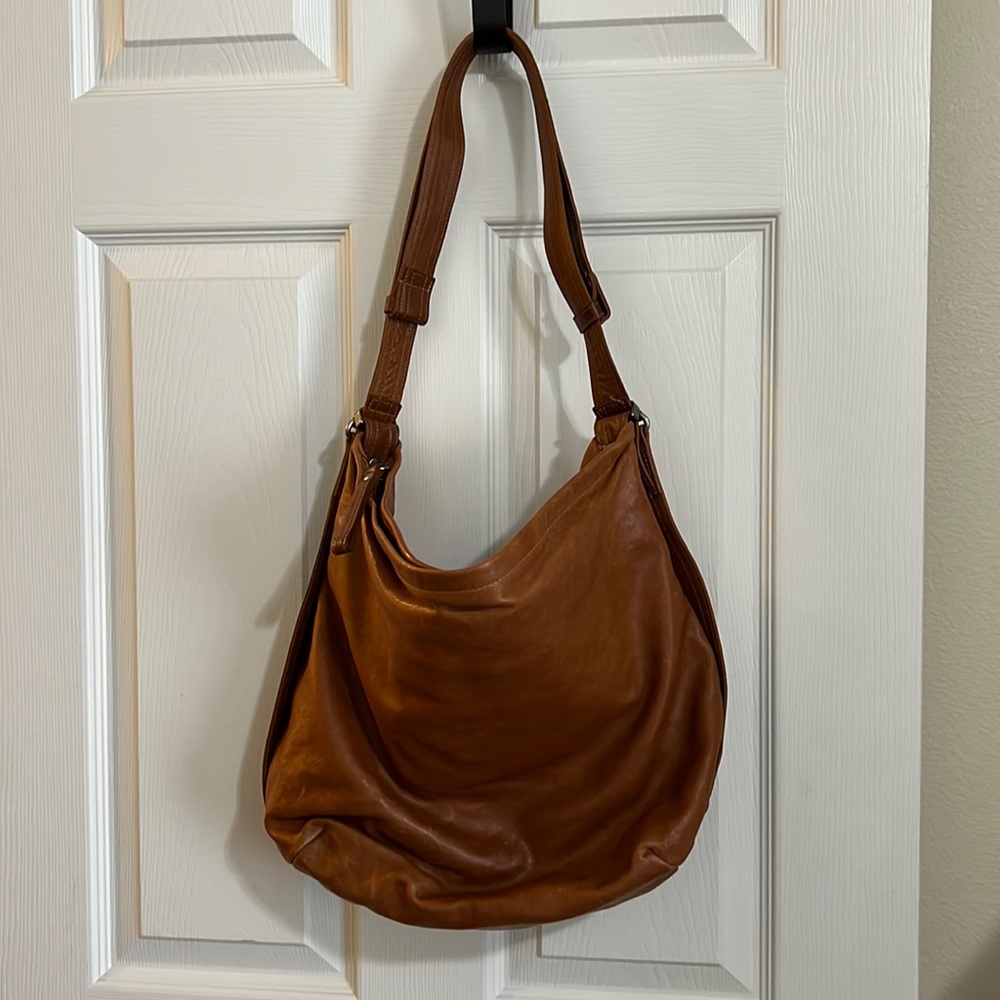 Rough & Tumble premium saddle large hobo
